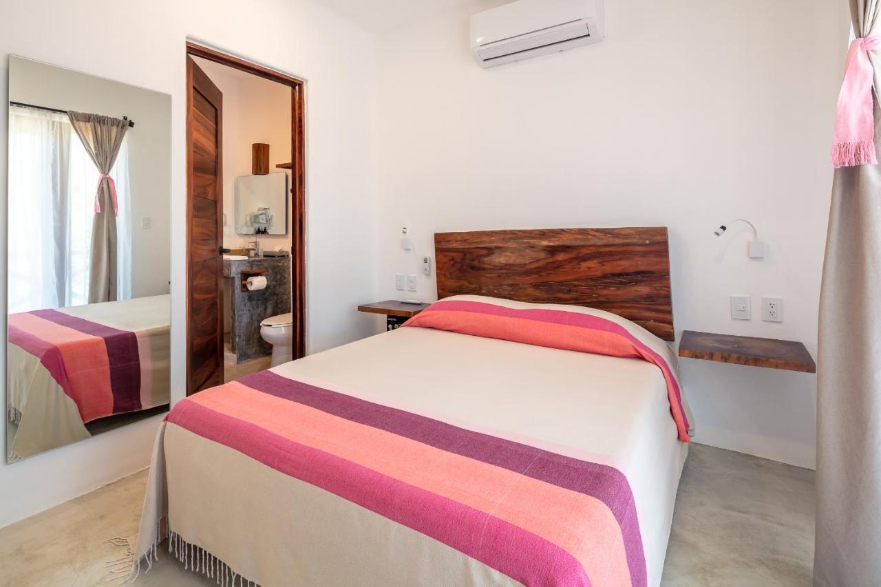 Casa Kuaa Hotel Brisas de Zicatela ภายนอก รูปภาพ